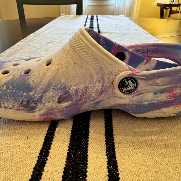 CROCS Classic Clog Children Size J 3 Marbled Tie Dye Purple Pink White - Picture 4 of 8